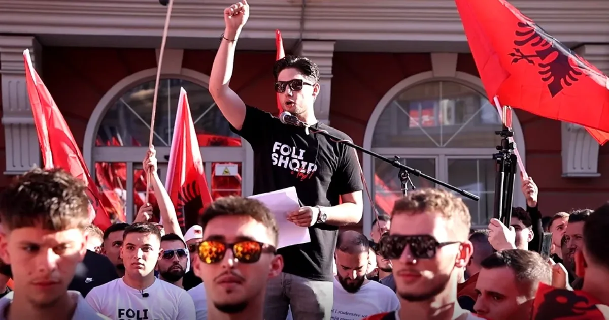 Tubimi për gjuhën shqipe në RMV  organizatori  Studentët nga Tirana po dërgohen me dhunë në Kumanovë