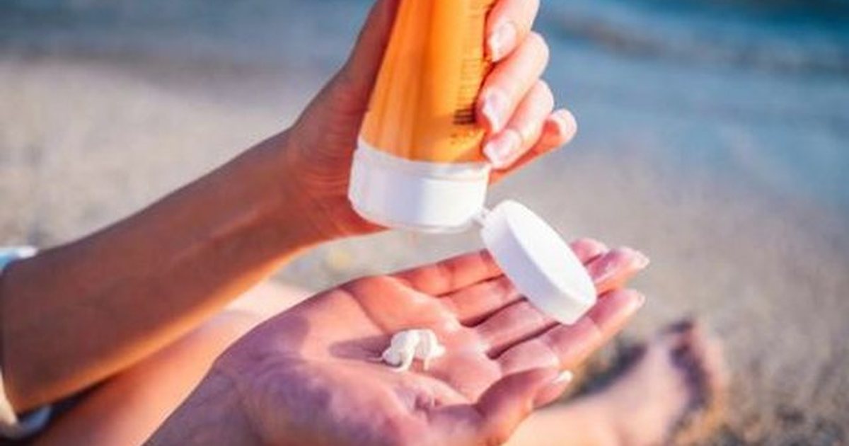 Ekspertët paralajmërojnë  Mos përdorni krem kundër diellit pa kontrolluar këtë detaj