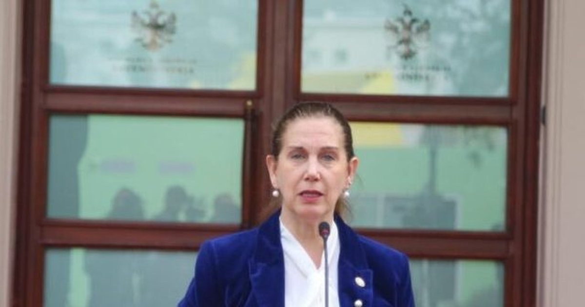 Kumbaro  Në shtator nis zbatimi i kurrikulës së re për nxënësit e klasave I  VI dhe X