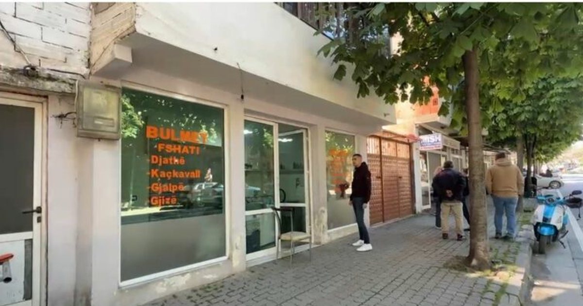 Vodhi dyqanin e bulmetit  arrestohet hajduti 22 vjeçar në Pogradec  EMRI 