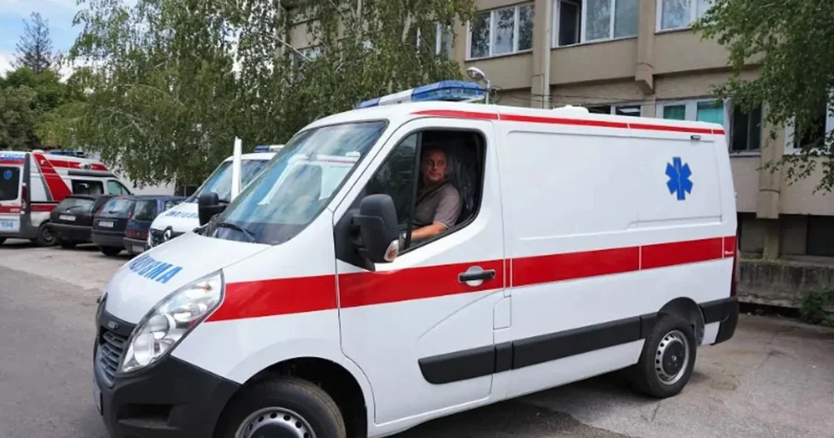 Tragjike në Maqedoninë e Veriut  Kamioni me targa të Kosovës përplaset me makinën  4 persona shkrumbohen brenda mjetit