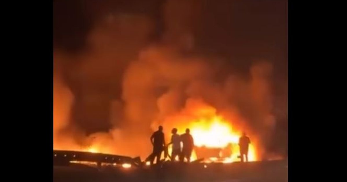 VIDEO  Makina totalisht në flakë  pamje nga aksidenti tragjik me 4 viktima në Maqedoninë e Veriut