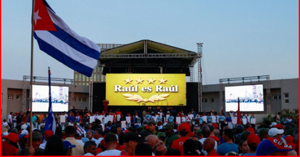 VIDEO  Padia e SHBA ve ndaj ish liderit kubanez Raul Castro  protestë para ambasadës amerikane në Havana 
