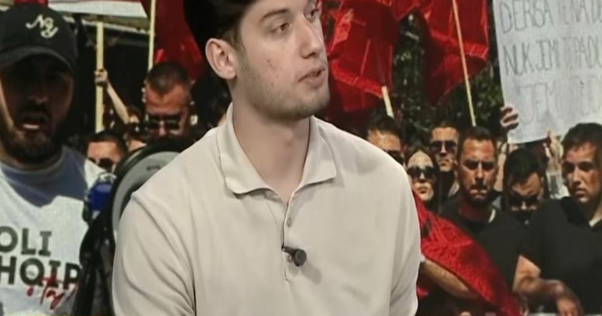  S lejojmë njeri të na prekë flamurin dhe gjuhën   Protestat për shqipen  aktivisti  Filkov preku nervin e shqiptarit