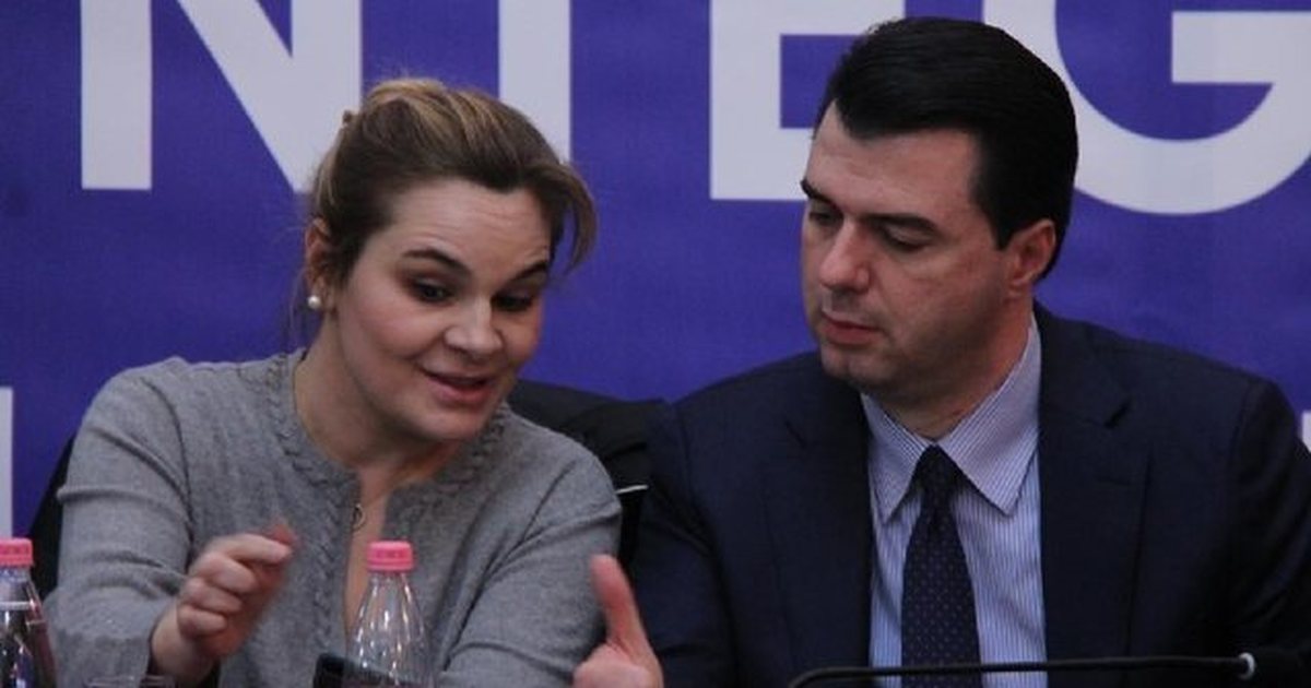 Monika Kryemadhi akuza ndaj Lulzim Bashës  Financon portale për sulme denigruese ndaj familjes sime