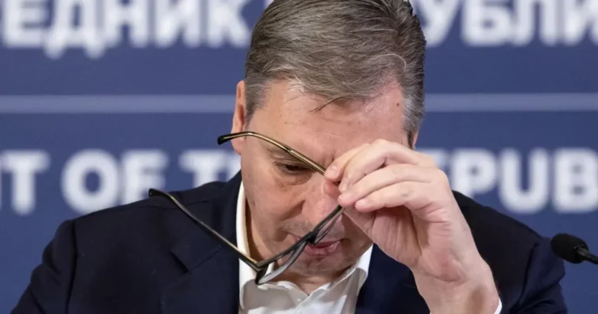 Vuçiç  Mund të jap dorëheqjen së shpejti  minimizon protestën në Beograd