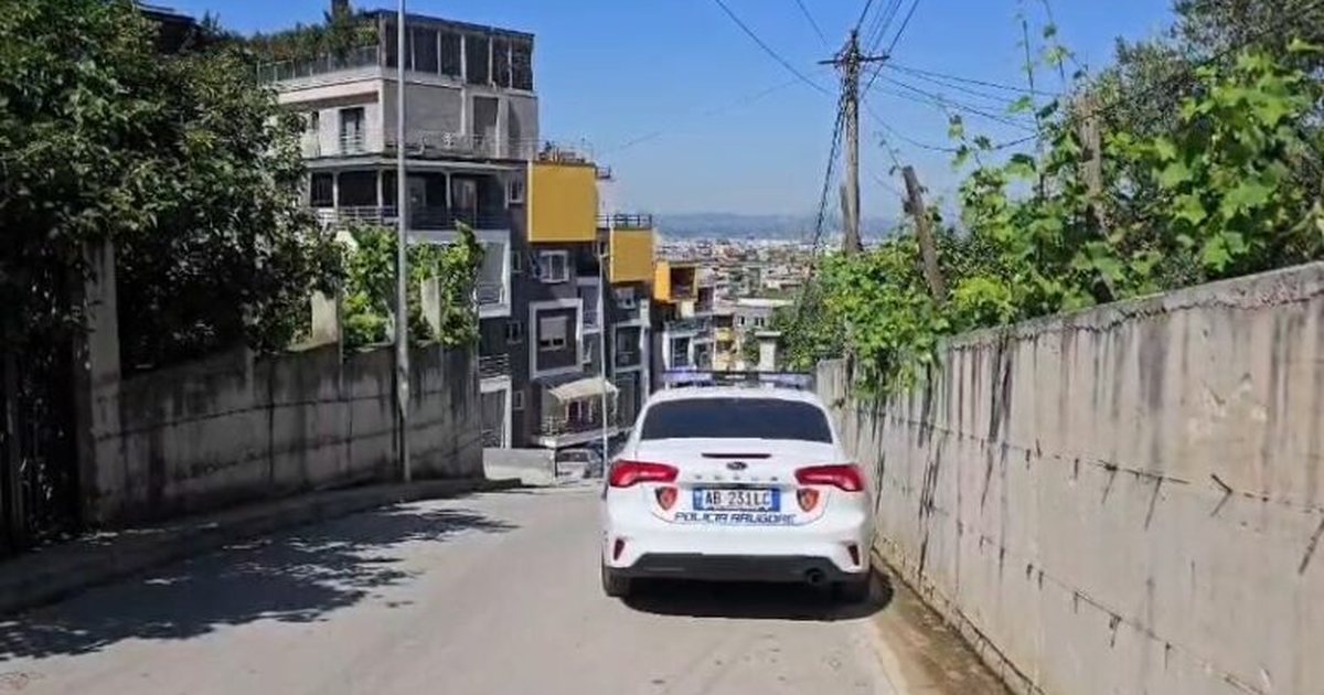 Tritol marketit të babait të tyre  Dy vëllezërit në kërkim për atentatin ku mbeti i plagosur polici Kumaraku