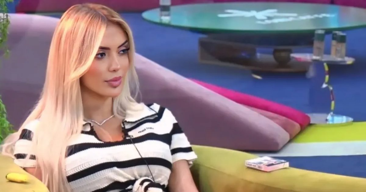 Brikena poston FOTON me nënën e Mateos  ish banorja e quan vjehrrën   