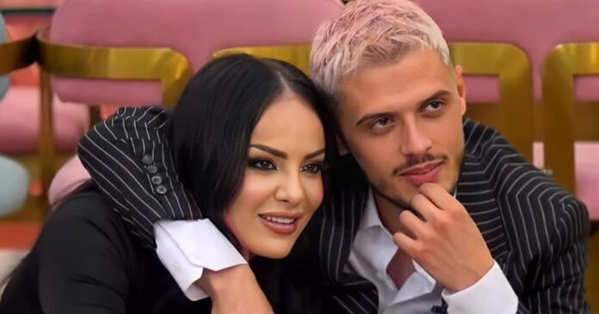 Sara e konfirmon vetë shtatzëninë  surprizohet me dhurata nga Selina dhe Gimbo  FOTO 