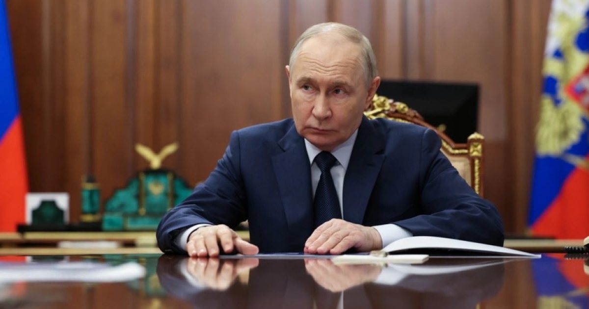  Kush thotë se është dron rus     Putin reagon për sulmin në Rumani  Na jepni prova 
