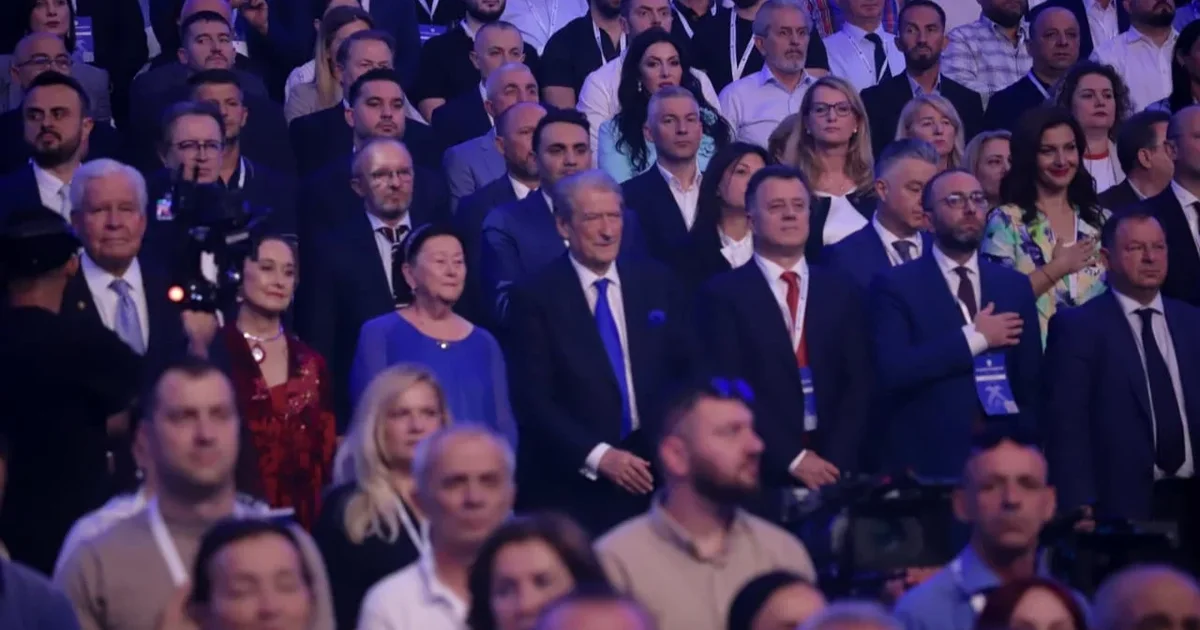 Berisha  spastron  Këshillin Kombëtar të PD  Nga Deda e Kapexhiu te Bumçi e Imami  dhjetëra emra të njohur