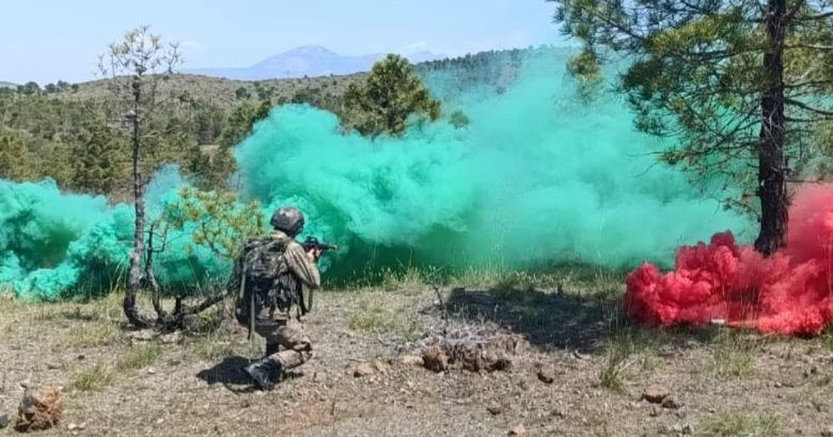 Ka vend për panik  Ushtarët shqiptarë stërviten në Vau Dejës në kuadër të përgatitjeve për misionin e NATO s në Bullgari   