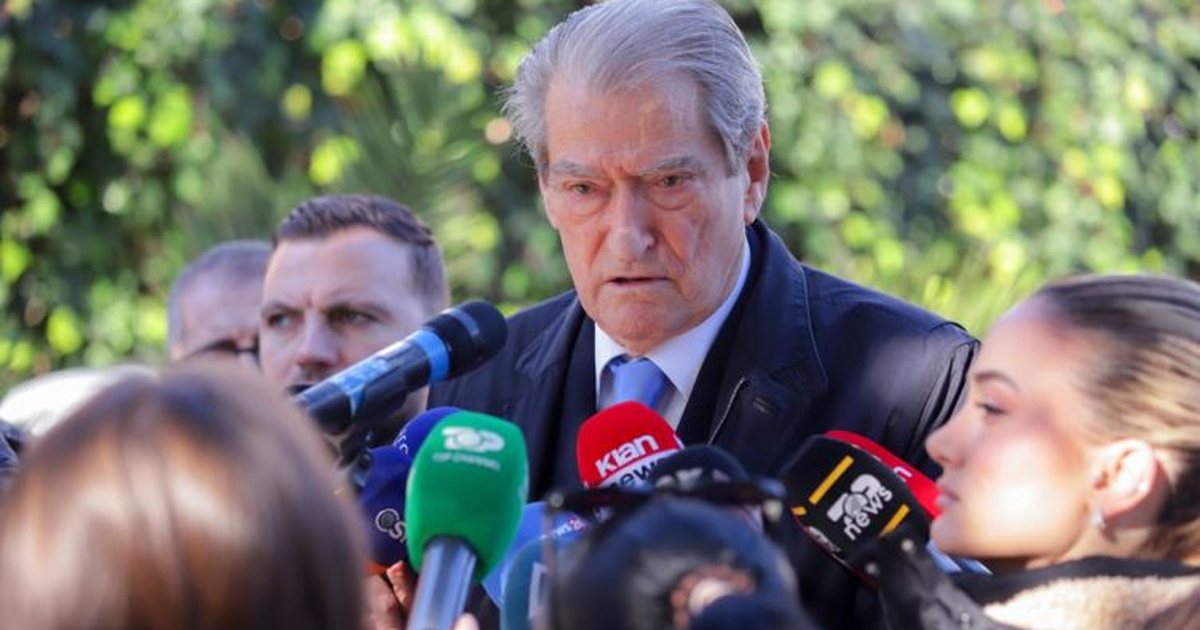  PD mbështet fuqimisht investimet e huaja   Berisha flet për Zvërnecin  Dënoj dhunën ndaj protestuesit