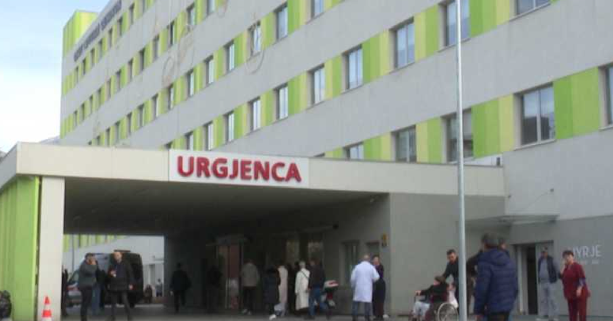 Shoqërohej nga policia  i riu tenton arratisjen nga QSUT duke u hedhur nga kati i dytë