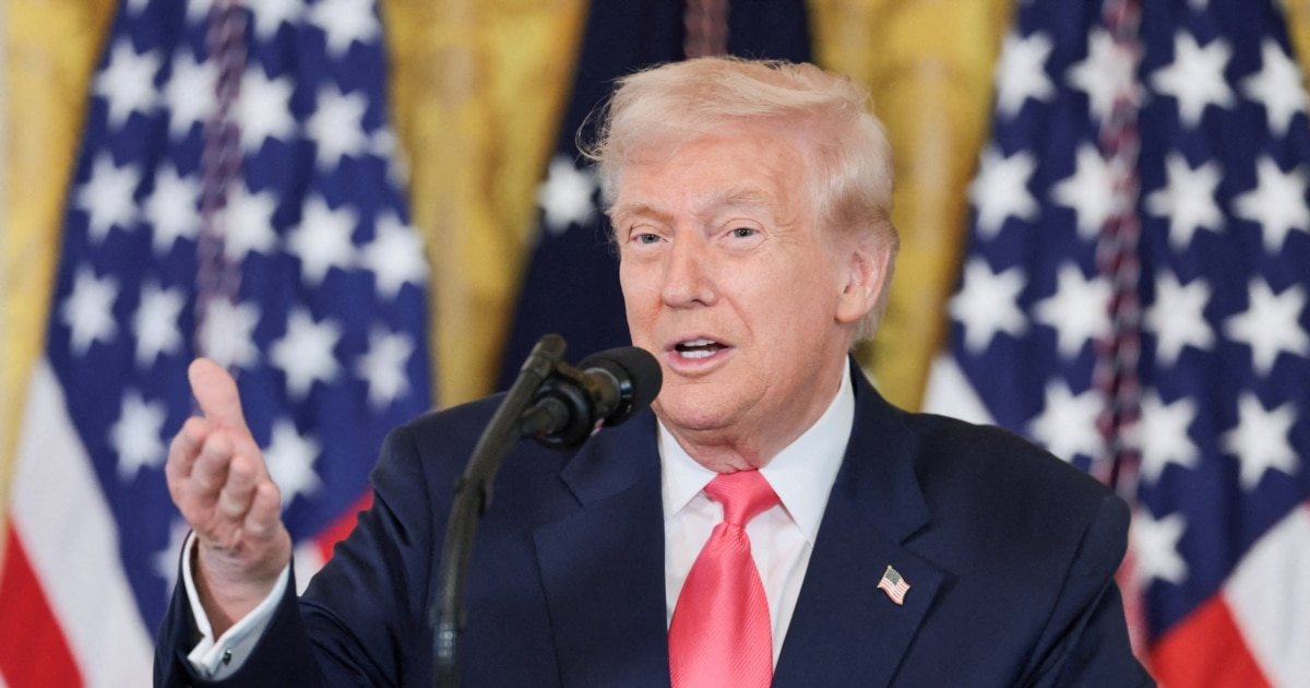 Trump  Hapësira ajrore e Venezuelës duhet të konsiderohet e mbyllur