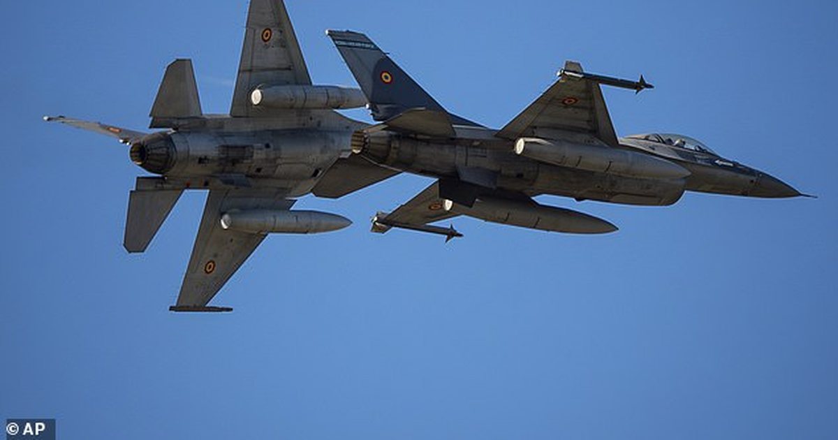 Dronë mbi bazën ajrore  ushtria holandeze hap zjarr