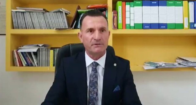 Masë e rreptë disiplinore për avokatin e ish-Presidentit Meta nga