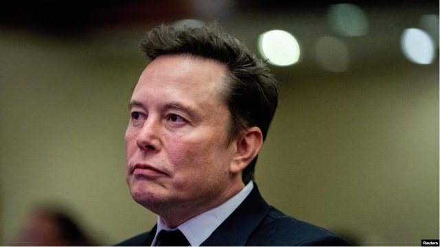 Elon Musk thekson mbështetjen për programin e vizave H-1B