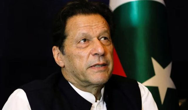 Ish-kryeministri pakistanez dënohet me 14 vjet burgim, zbulohet akuza