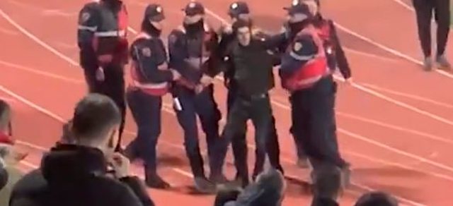 Një i plagosur në ndeshjen Dinamo-Elbasani, policia shoqëron disa