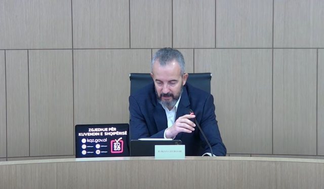 KQZ miraton projektvendimin për anëtarët dhe sekretarët e