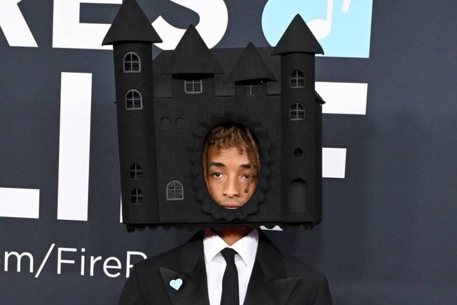 Shkaktoi zhurmë në tapetin e Grammy! Ja sa do të shitet veshja e