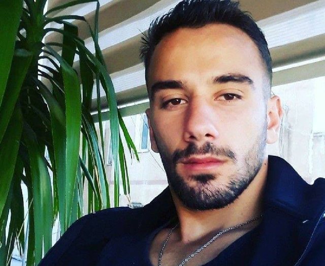 U gjet i qëlluar brenda automjetit me armë në Lezhë, del
