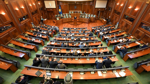Pas numërimit të 90% të votave, ja si ndahen mandatet e