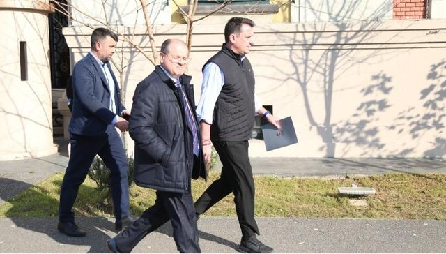 Hetimi i SPAK, Erion Veliaj shoqërohet nga oficerë të