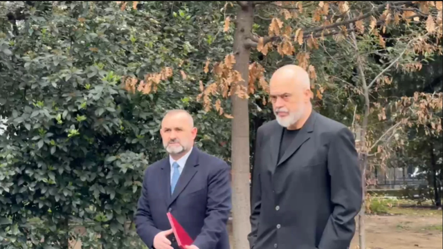 Nis mbledhja e Partisë Socialiste, Rama mbledh në seli drejtuesit