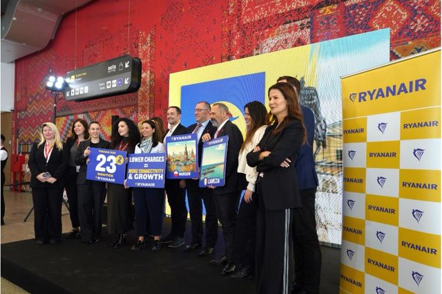 "Ryanair" feston verën e dytë në Tiranë, 23