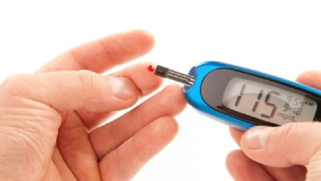 Ja shenjat paralajmëruese të diabetit që nuk duhet t'i