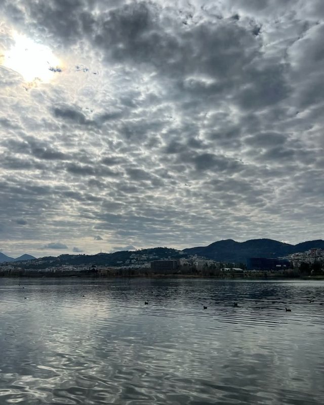 Rikthehen reshjet e shiut në vend, sa do të jenë temperaturat