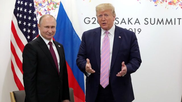 Pas telefonatës me Trump, Putin urdhëron ushtrinë të