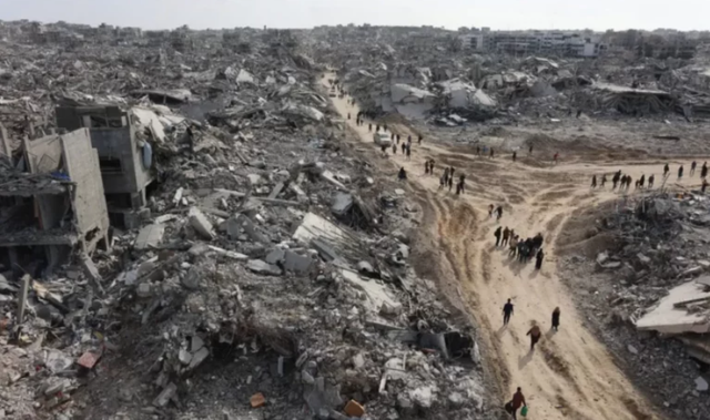Gaza nën sulmet izraelite, banorët refuzojnë urdhrat për