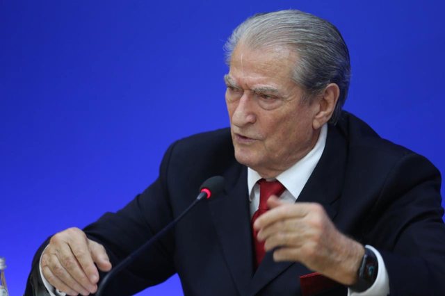 “Do rriten pensionet, rroga mesatare do jetë 1200 euro”,