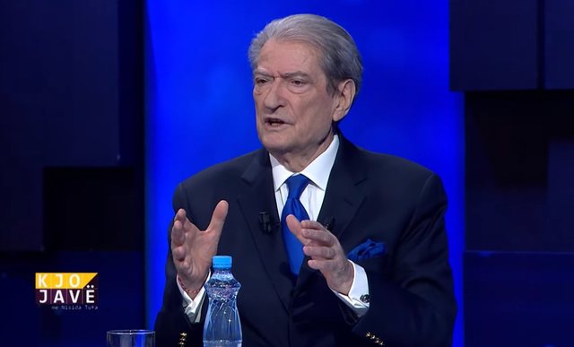 “Robi plaket kur do vetë”! Sfida e Sali Berishës në
