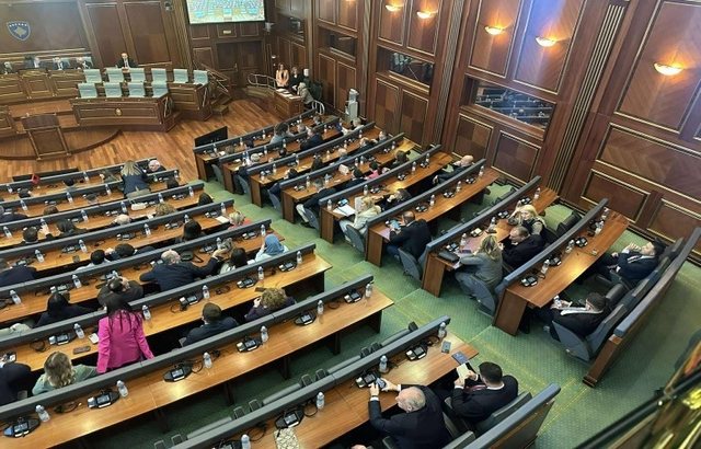Shtyhet sërish seanca konstituive e Kuvendit të Kosovës