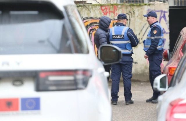 Emri/ Kërcënoi me jetë gruan dhe familjarët, arrestohet