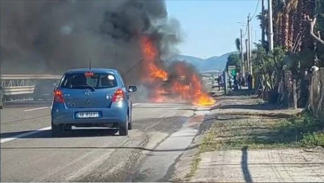 Lajmi fundit, makina përfshihet në flakë, cfarë ndodhi