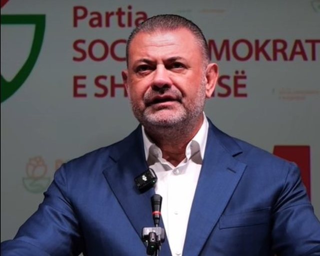 Tom Doshi ashpërson tonet me Benet Becin: Je i infiltruari i Sali
