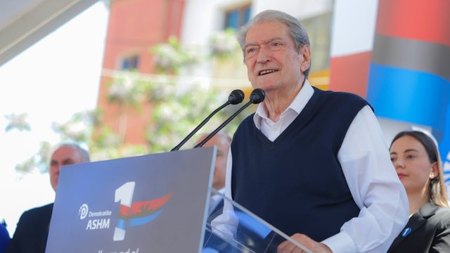 Berisha i përgjigjet Ramës nga Peqini: Tallet me shqiptarët me