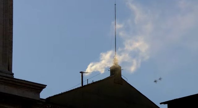 Zgjidhet Papa i ri, del tymi i bardhë nga oxhaku i Vatikanit!
