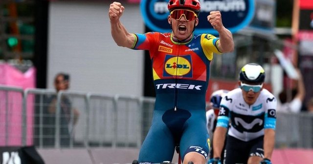 Mbyllet etapa e parë e Giro d’Italia në Shqipëri, fiton