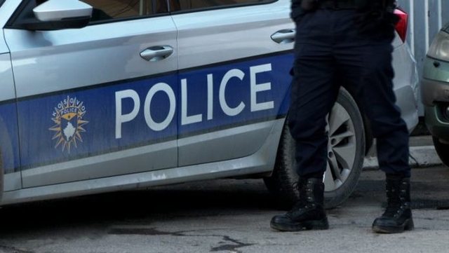 Konflikt i rëndë në familjen shqiptare, adoleshenti qëllon
