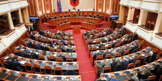 EMRAT/ Gara në listat e hapura, kandidatët që kanë siguruar