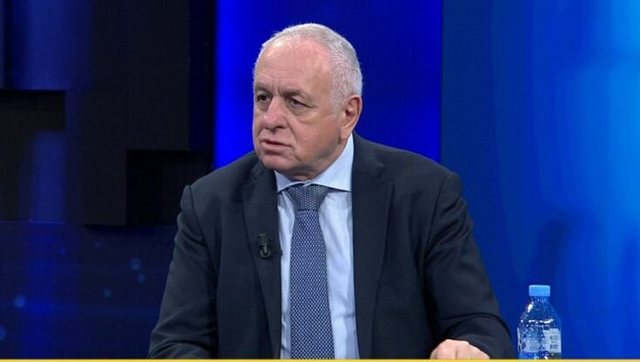 “Ta gëzosh mandatin” – Përplasja mes deputetëve