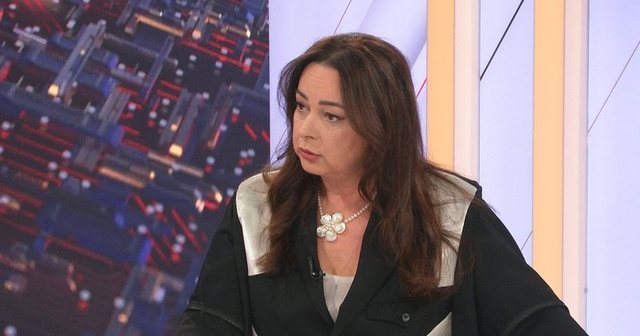 Humbi garën për deputete, Julia Ilirjani "shpërthen"