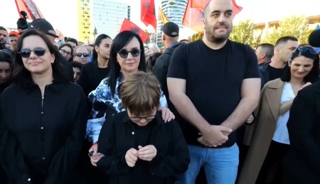 “Faleminderit të gjithëve, aq sa ka shqiptarë nën