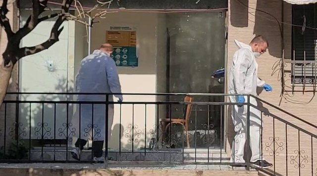 Video/ “Hajde këtej, hajde këtej”, Krisma dhe njerëz